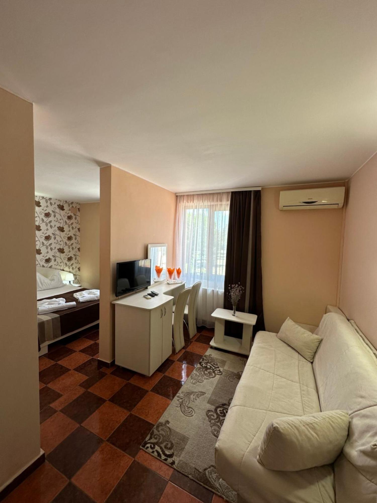 Hotel Turist Neptun Exterior foto